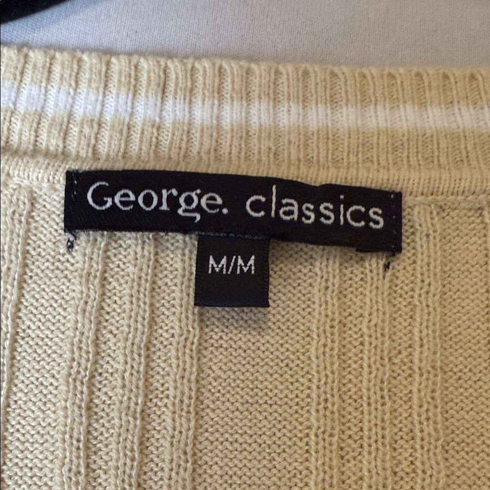 George Classics Sweater Cable Knit V-Neck Cream Long Sleeved Women's Size M - Picture 9 of 10